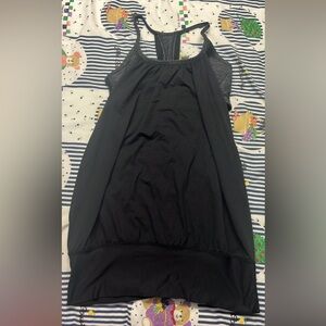 Lululemon black tank top with dark grey built in sports bra